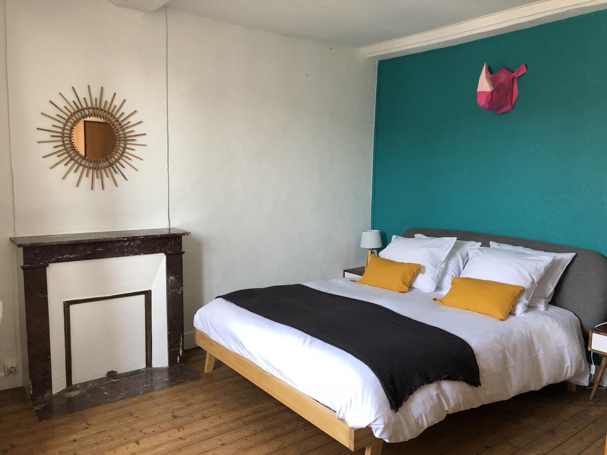 Bed and Breakfast La Tour Louise Байо Екстер'єр фото